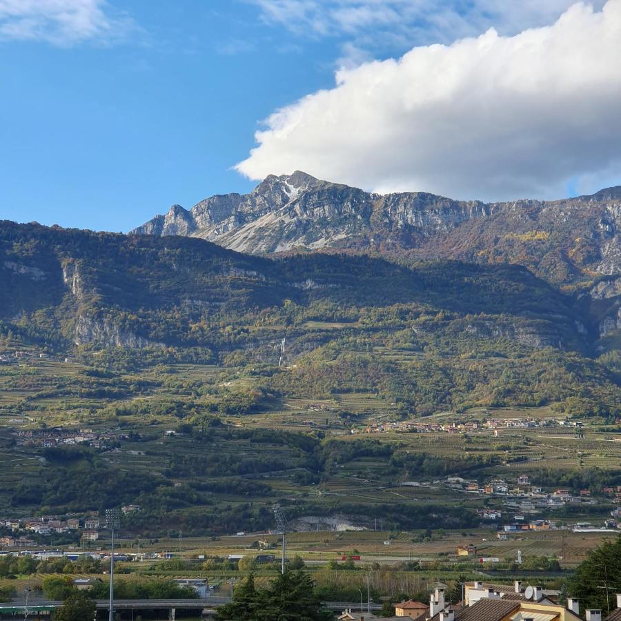 Vista Mozzafiato Sulle Alpi Rovereto (Trentino Alto Adige) Exterior foto